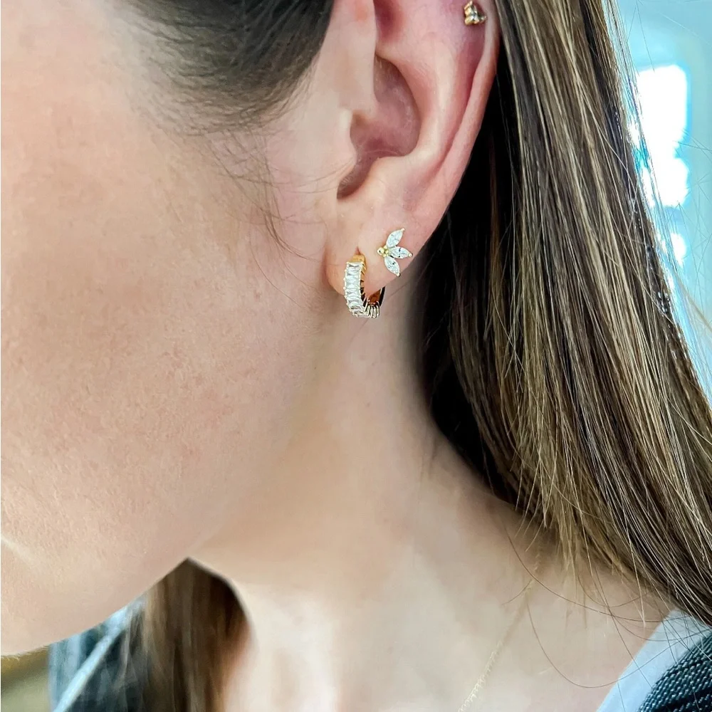 Daryl-Ann’s Petal‎ Studs Gold